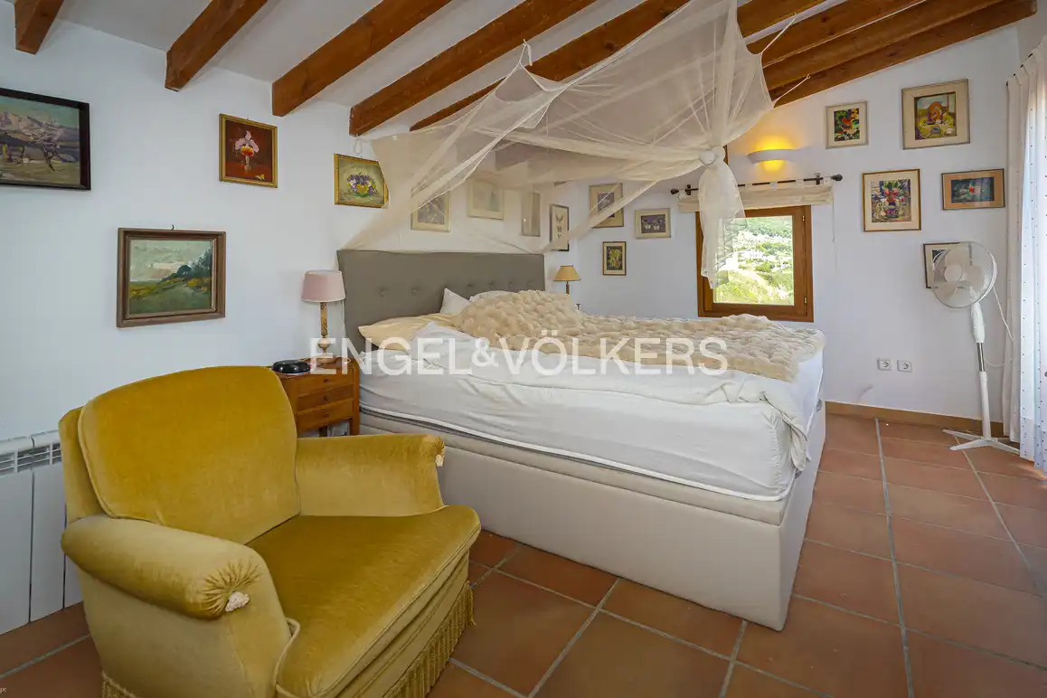 Habitación de Casa o chalet en venta en Relleu con Aire acondicionado, Jardín privado y Terraza