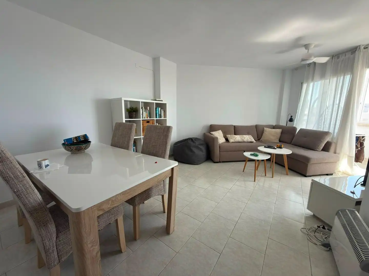 Wohnzimmer von Dachboden zur Miete in Alicante / Alacant mit Klimaanlage und Gemeinschaftspool
