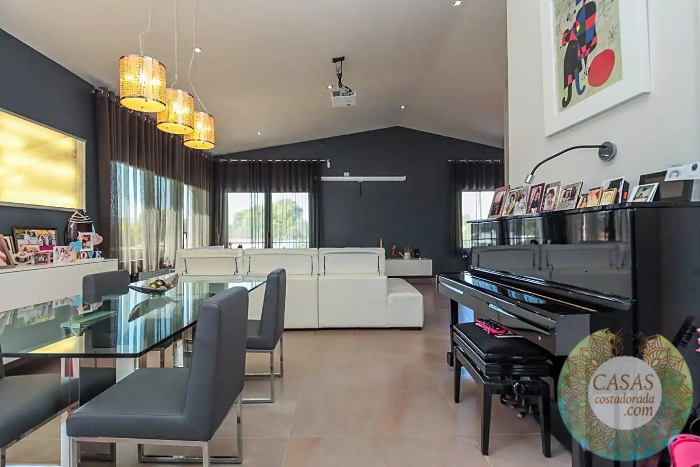 Sala de estar de Casa o chalet en venta en Tortosa con Aire acondicionado, Calefacción y Jardín privado