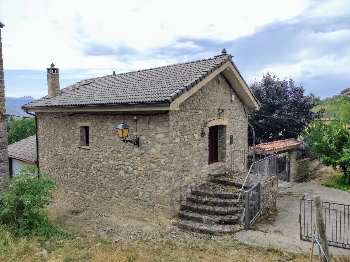 Vista exterior de Casa o chalet en venta en Sabiñánigo con Calefacción, Jardín privado y Terraza