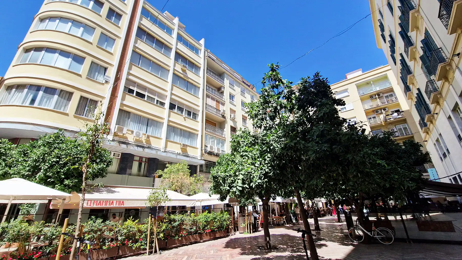 Exterior view of Attic for sale in Málaga  with Air Conditioner, Terrace and Furnished