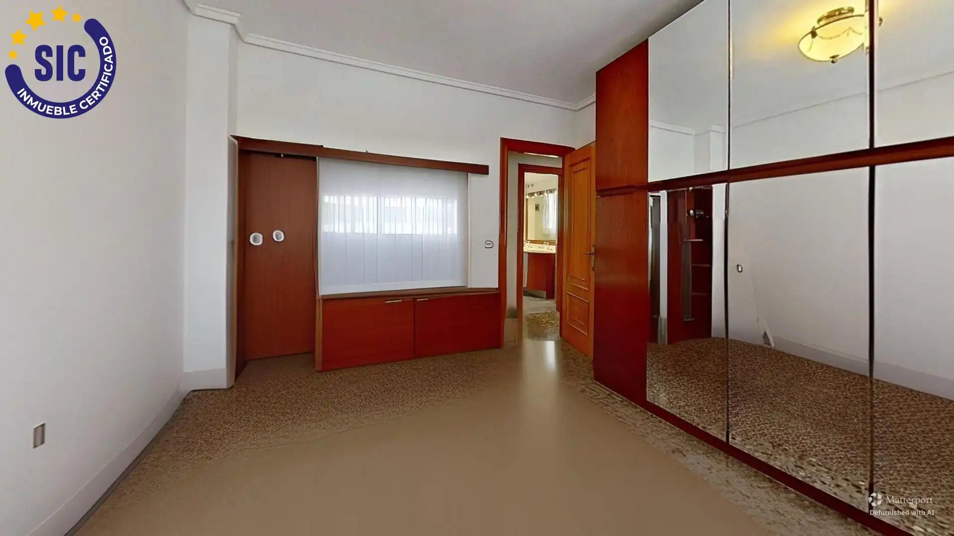Habitación de Piso en venta en Valencia con Aire acondicionado, Calefacción y Balcón