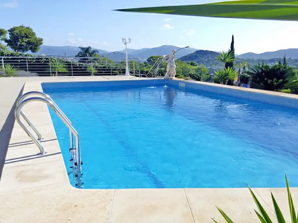 Piscina de Casa o xalet de lloguer en Calvià amb Aire condicionat, Jardí privat i Terrassa