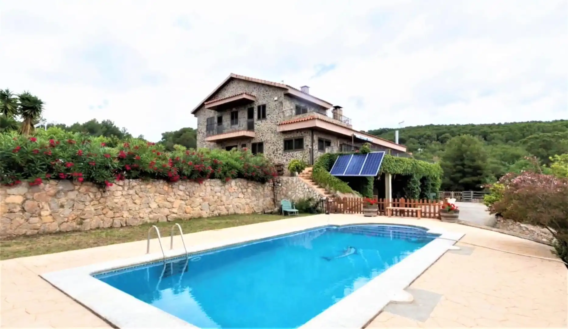 Piscina de Finca rústica en venda en Almoster amb Calefacció, Jardí privat i Terrassa
