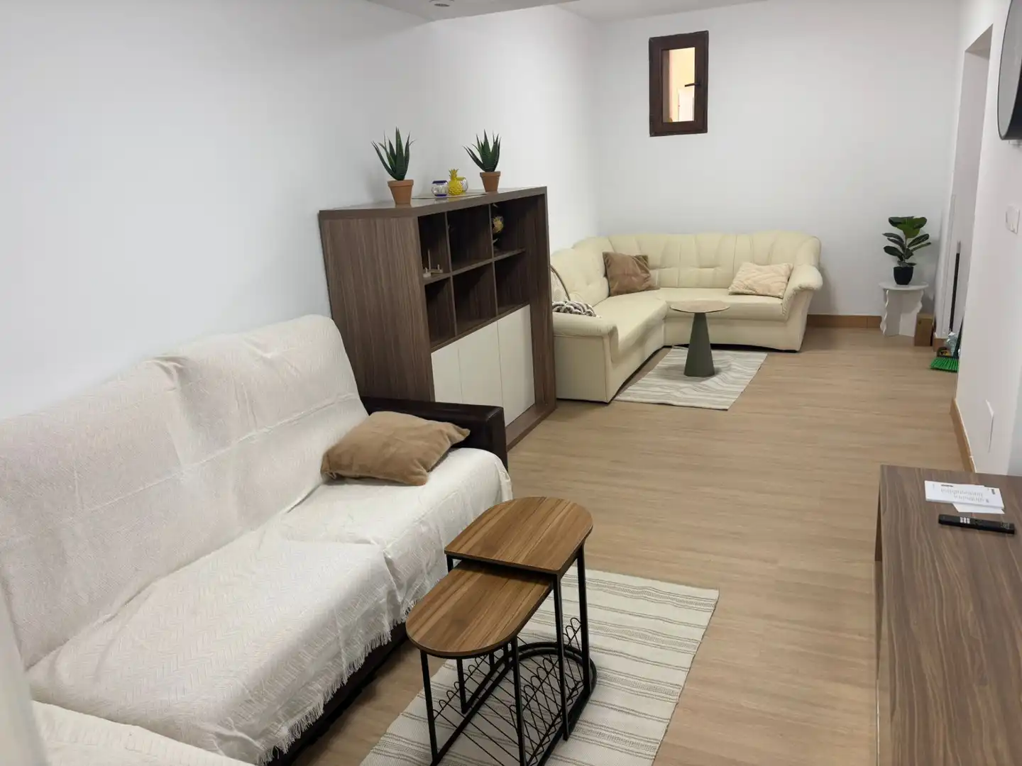 Ground floor for rent in Águilas  with Air Conditioner, Terrace and Furnished