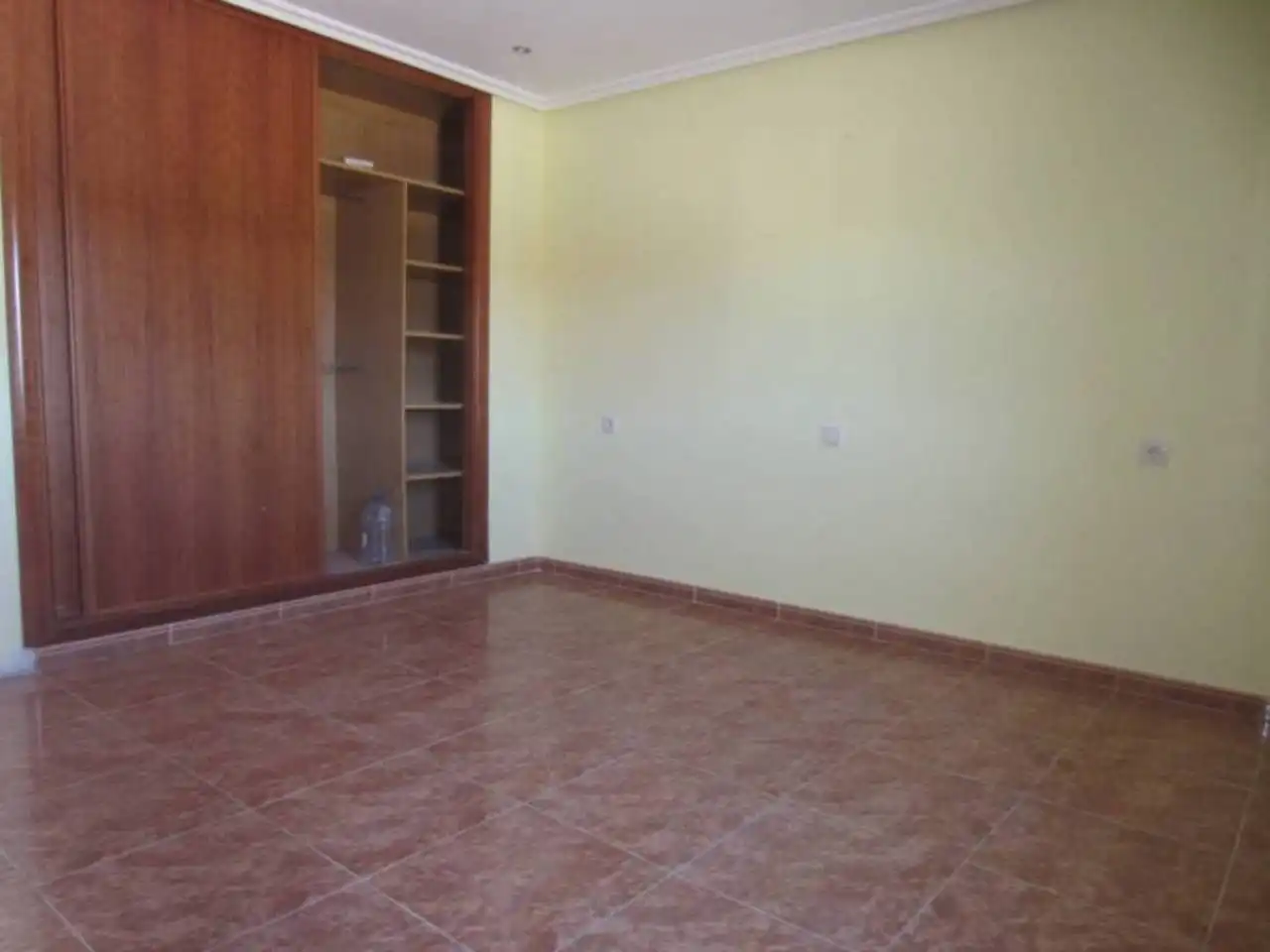 Bedroom of Houses for sale in Fuentes de Oñoro  with Air Conditioner, Terrace and Swimming Pool