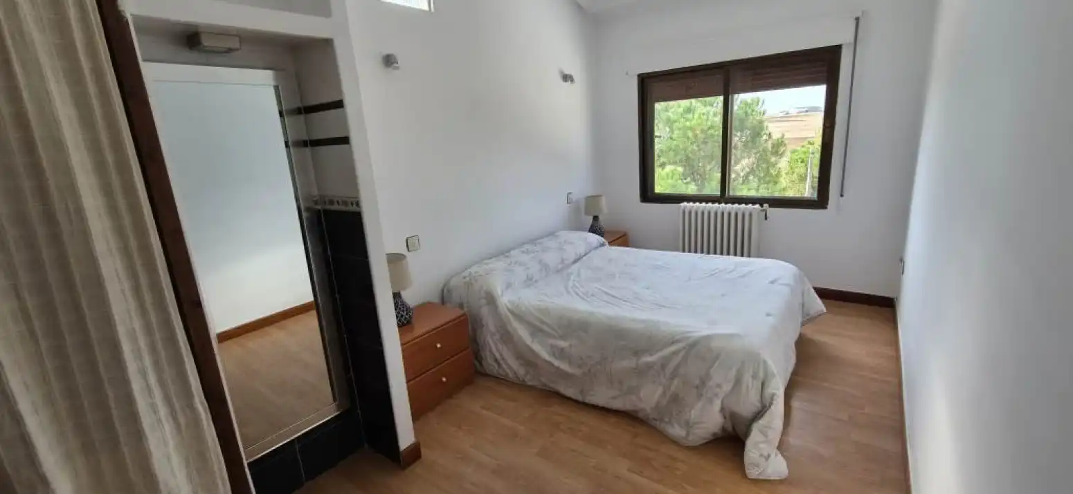 Schlafzimmer von Haus oder Chalet zum Verkauf in Castellanos de Villiquera mit Heizung, Privatgarten und Terrasse