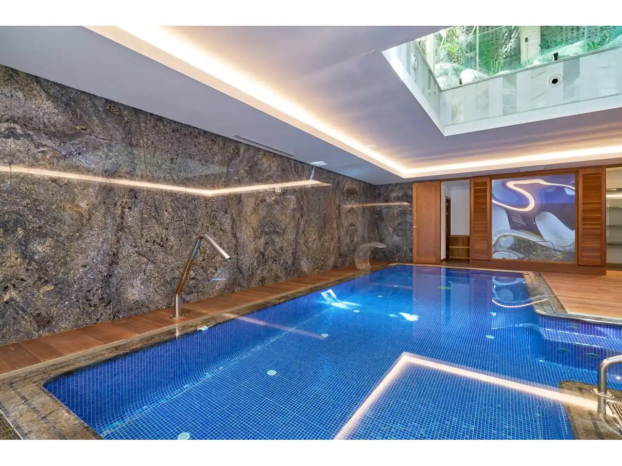 Adosado con piscina en venta en Paseo Marítimo Levante, imagen 4