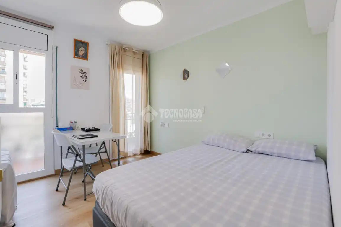 Habitación de Piso en venta en Rubí con Balcón