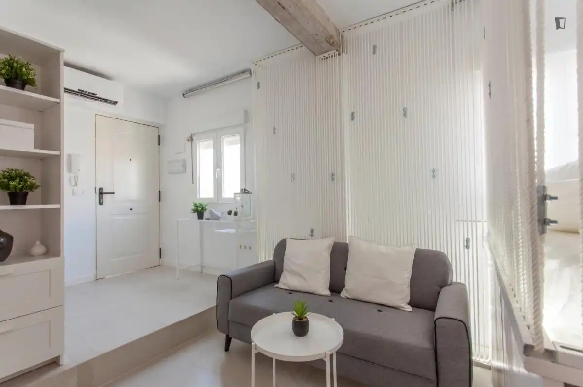 Apartamento de alquiler en Barrio de Benicalap