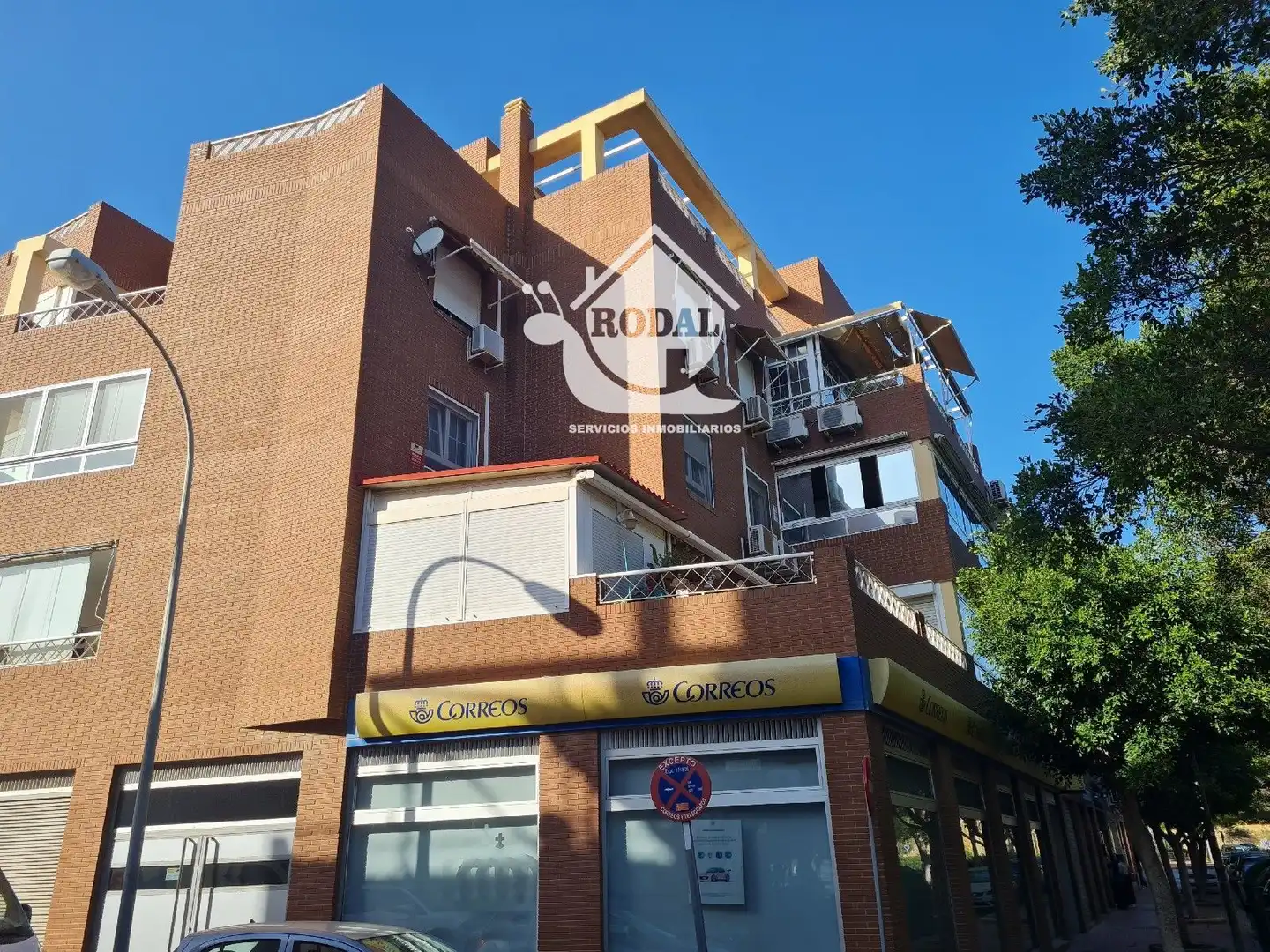 Vista exterior de Piso en venta en  Almería Capital con Aire acondicionado, Calefacción y Terraza