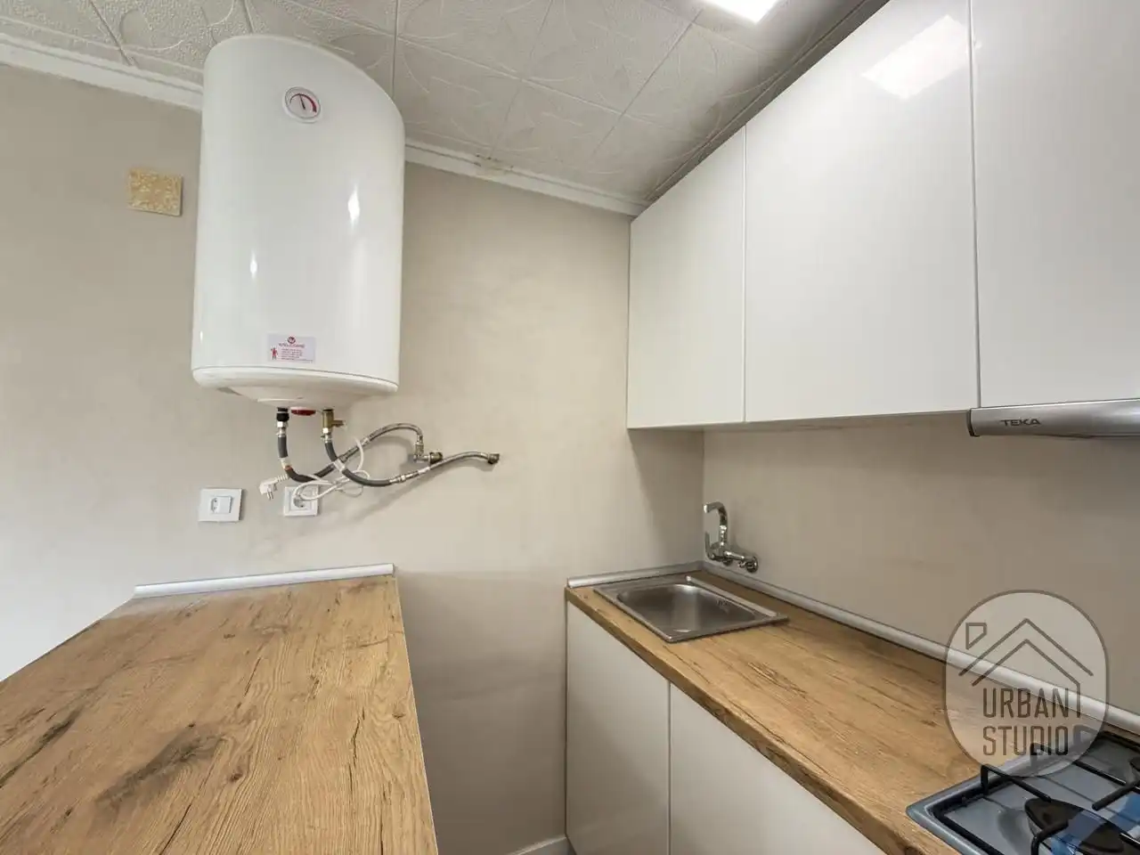 Cuina de Casa o xalet en venda en Torrevieja amb Jardí privat, Parquet i Terrassa