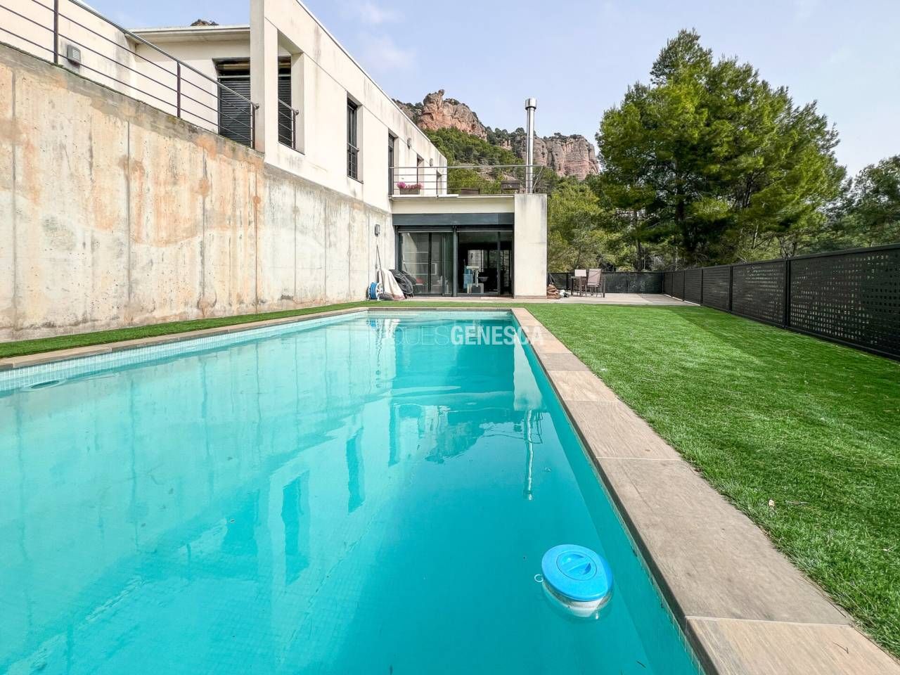 Swimming pool of Houses for sale in Matadepera  with Air Conditioner, Heating and Private garden