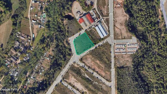 Terreno en Venta en C/ De Les Nuadores en Sud - Zona Industrial