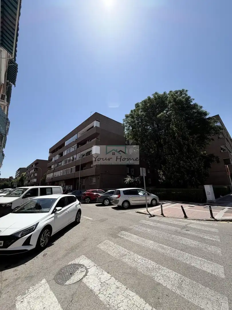 Vista exterior de Planta baja en venta en Torrejón de Ardoz con Aire acondicionado y Calefacción