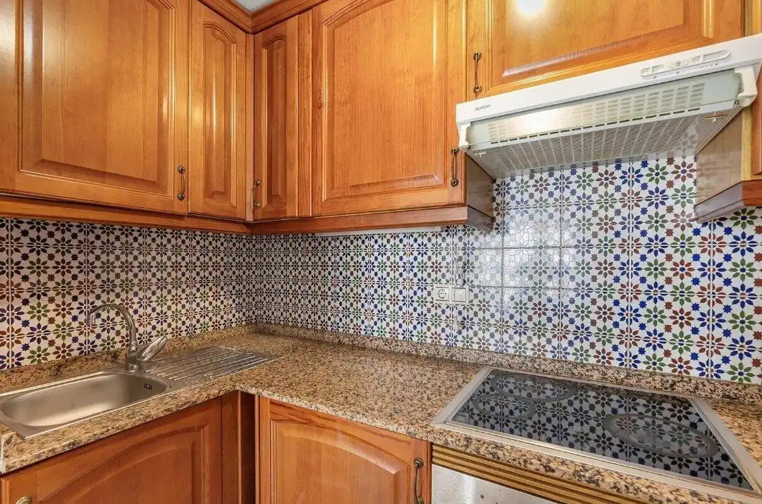 Apartamento con terraza en venta en Playa de los Locos, imagen 11