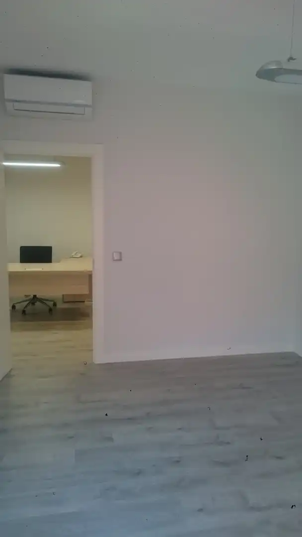 Dormitori de Oficina de lloguer en Salamanca amb Aire condicionat i Calefacció