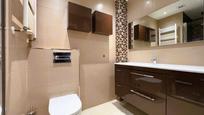 Bathroom of Flat for sale in Getxo 