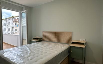 Bedroom of Apartment to rent in Santiago de Compostela   with Heating, Parquet flooring and Terrace