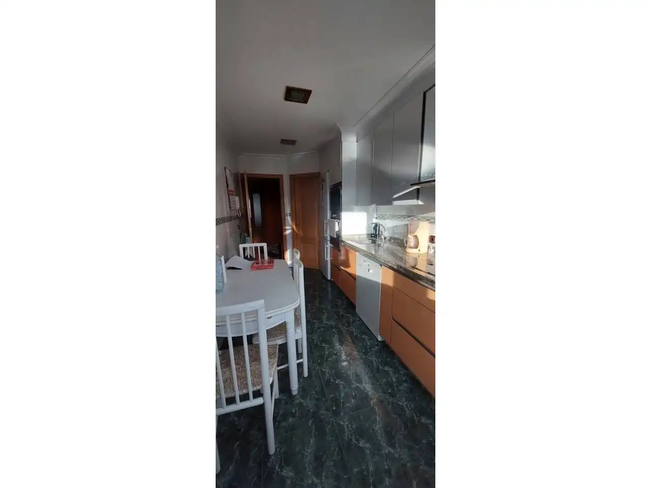 Küche von Wohnung zum Verkauf in Villaquilambre mit Heizung und Balkon