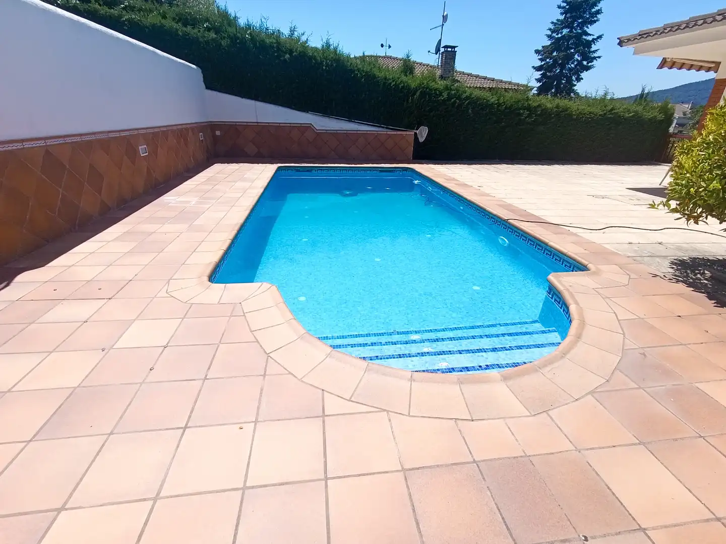 Piscina de Casa o xalet en venda en Caldes de Montbui amb Aire condicionat, Calefacció i Jardí privat