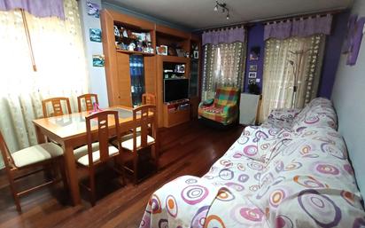 Living room of Flat for sale in Cartes  with Heating, Parquet flooring and Terrace