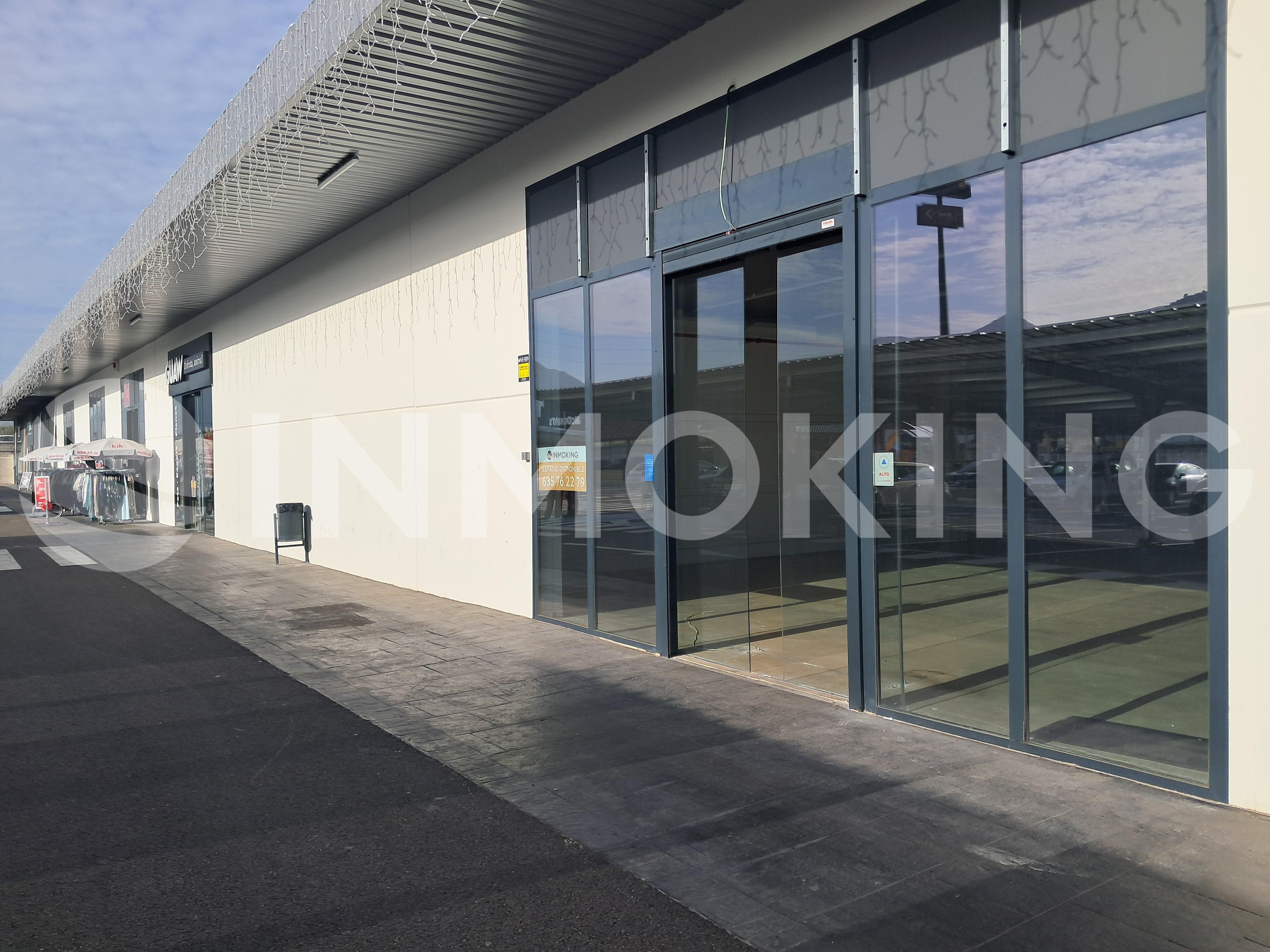 Local de lloguer en Tavernes de la Valldigna