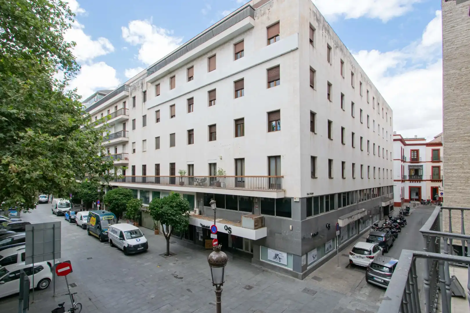 Exterior view of Flat for sale in Sevilla  with Air Conditioner, Heating and Furnished