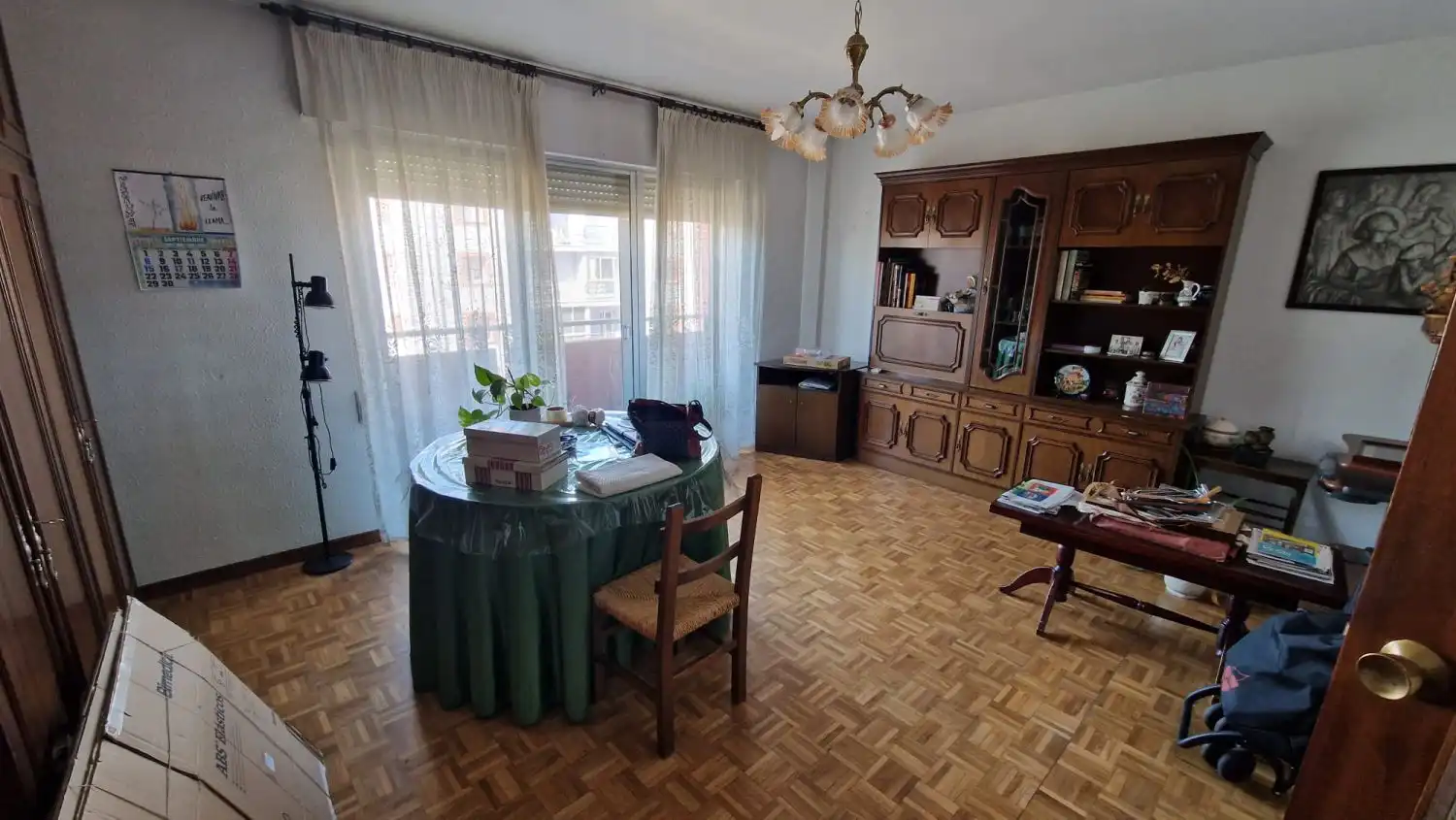 Living room of Flat for sale in León Capital   with Heating, Parquet flooring and Terrace