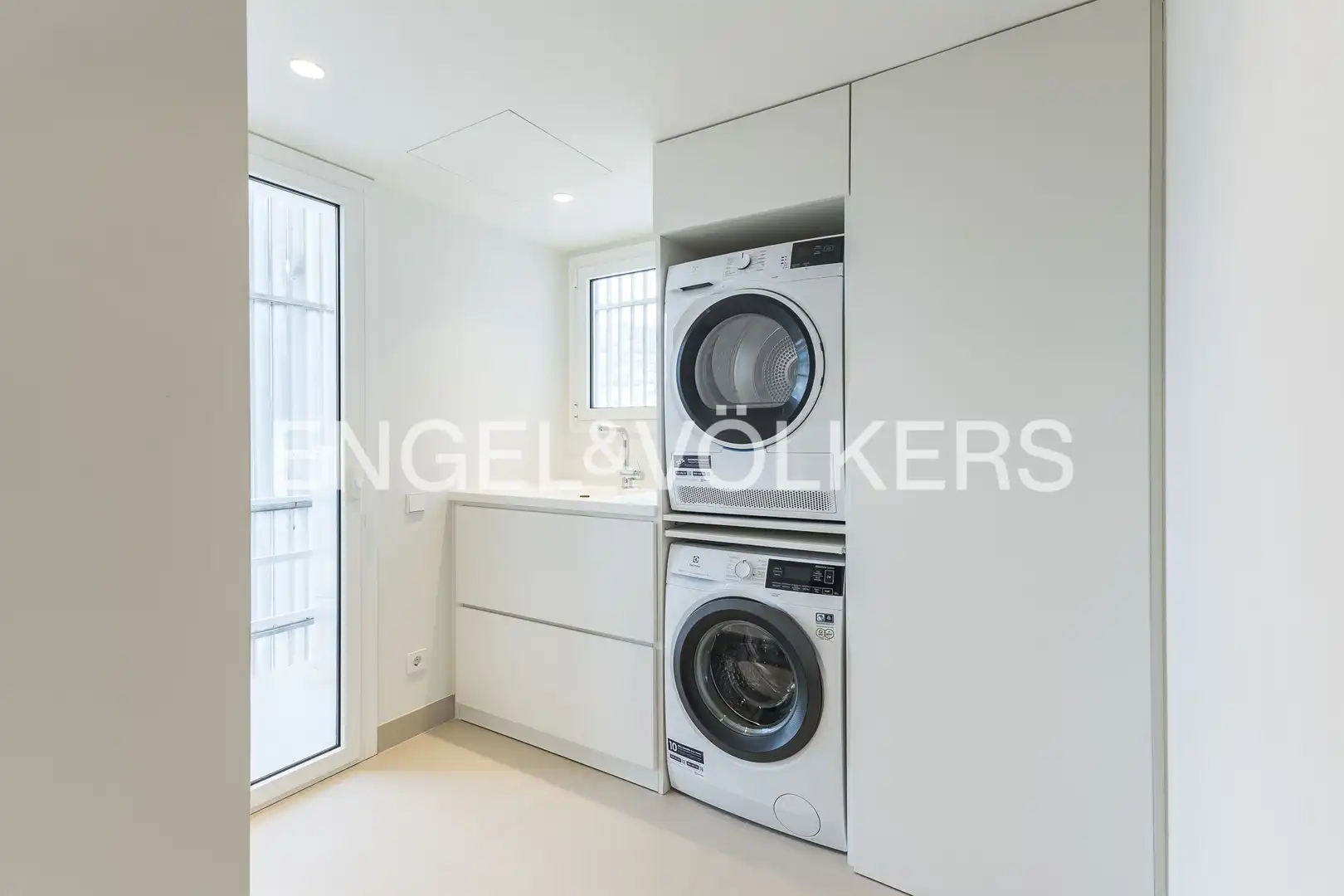 Cocina de Piso en venta en Barcelona con Aire acondicionado, Calefacción y Jardín privado