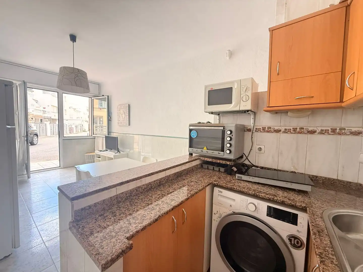 Cuina de Casa adosada en venda en Empuriabrava amb Aire condicionat, Calefacció i Moblat