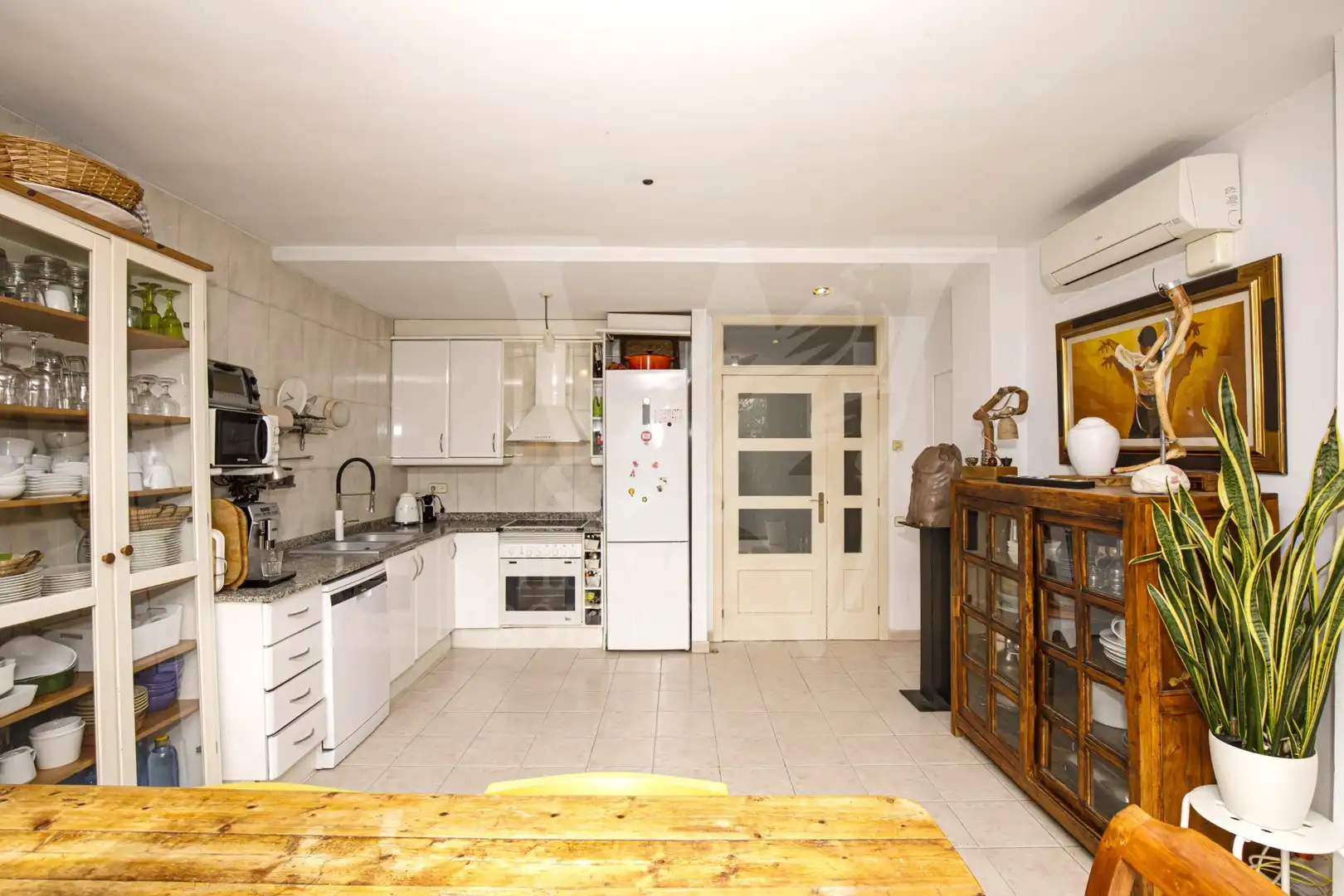 Cocina de Casa adosada en venta en Alella con Aire acondicionado, Calefacción y Jardín privado