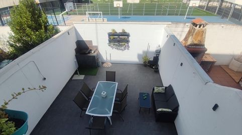 Foto 2 de Casa adosada en venta en Calle Mejorana, Los Rosales, Ciudad Real Capital