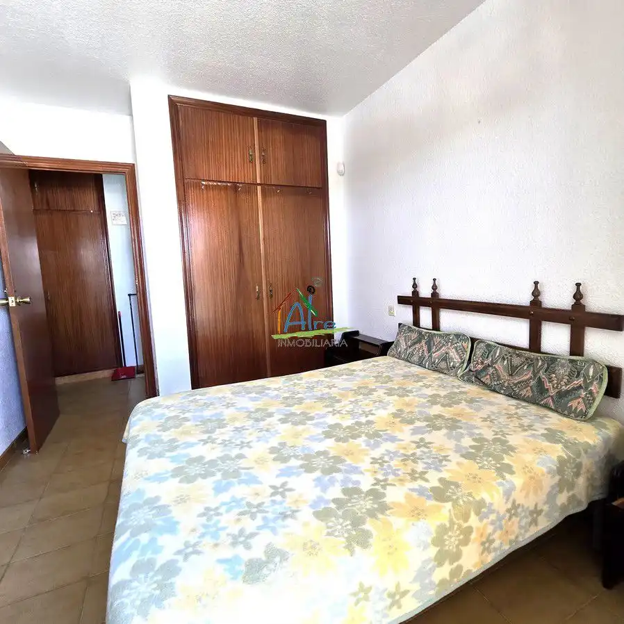 Habitación de Casa adosada en venta en Almonte con Aire acondicionado, Calefacción y Terraza