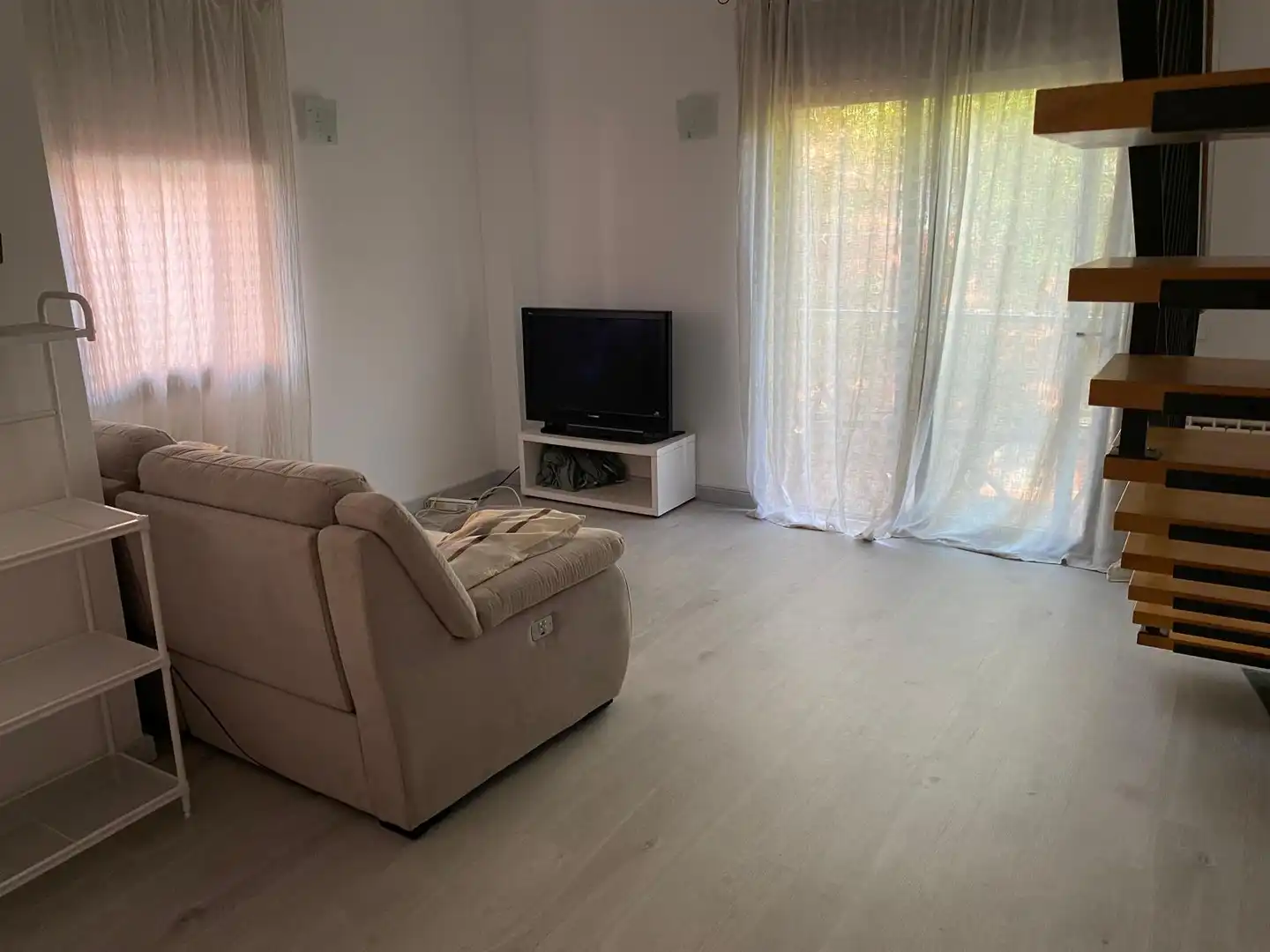 Ático de alquiler en Eixample Sud – Migdia