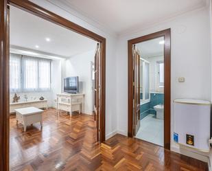 Flat for sale in  Granada Capital  with Air Conditioner, Heating and Terrace