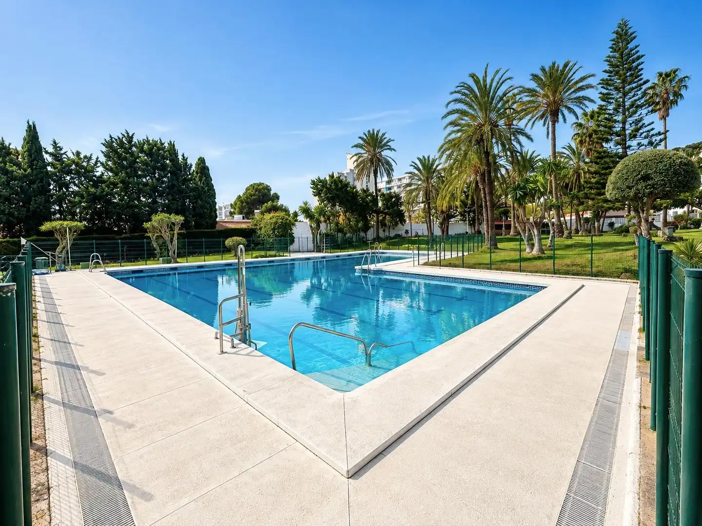 Baixos amb piscina en venda a Solymar, imagen 10