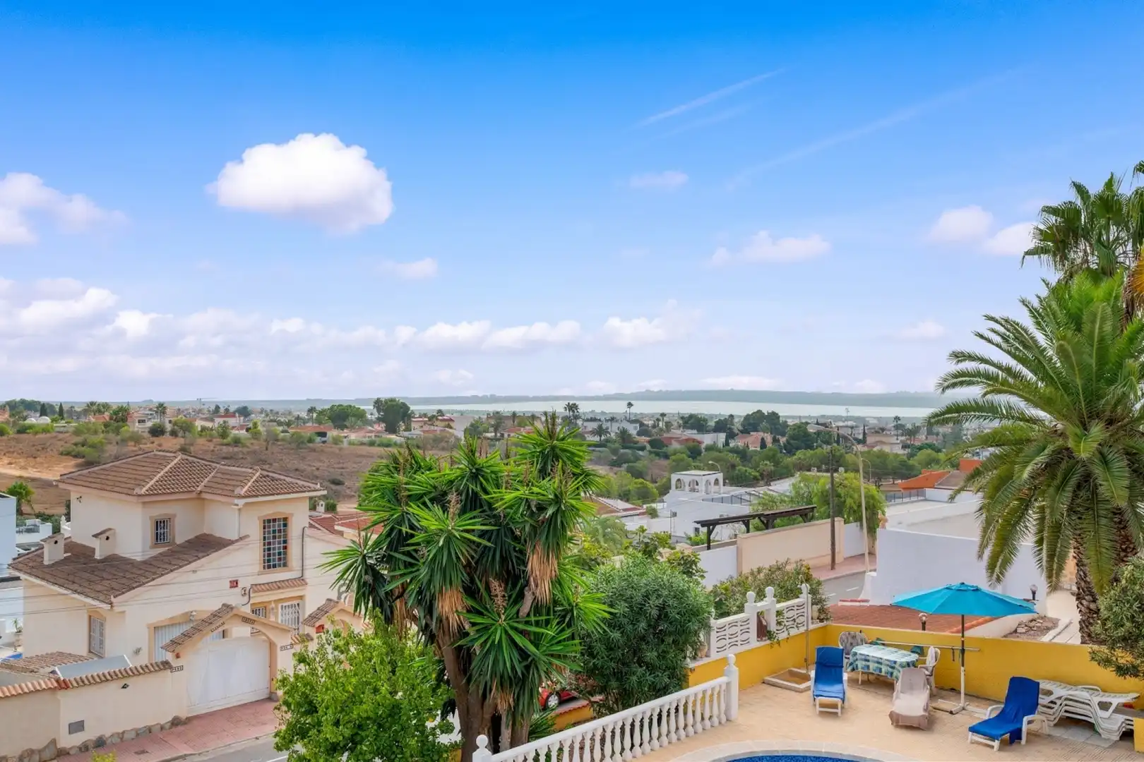 Vista exterior de Casa o xalet en venda en Ciudad Quesada