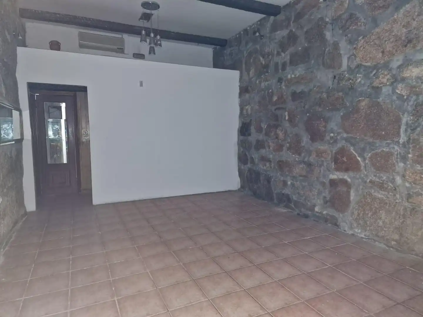 Commercial properties for sale in ERVEDELO, 83, Vistahermosa