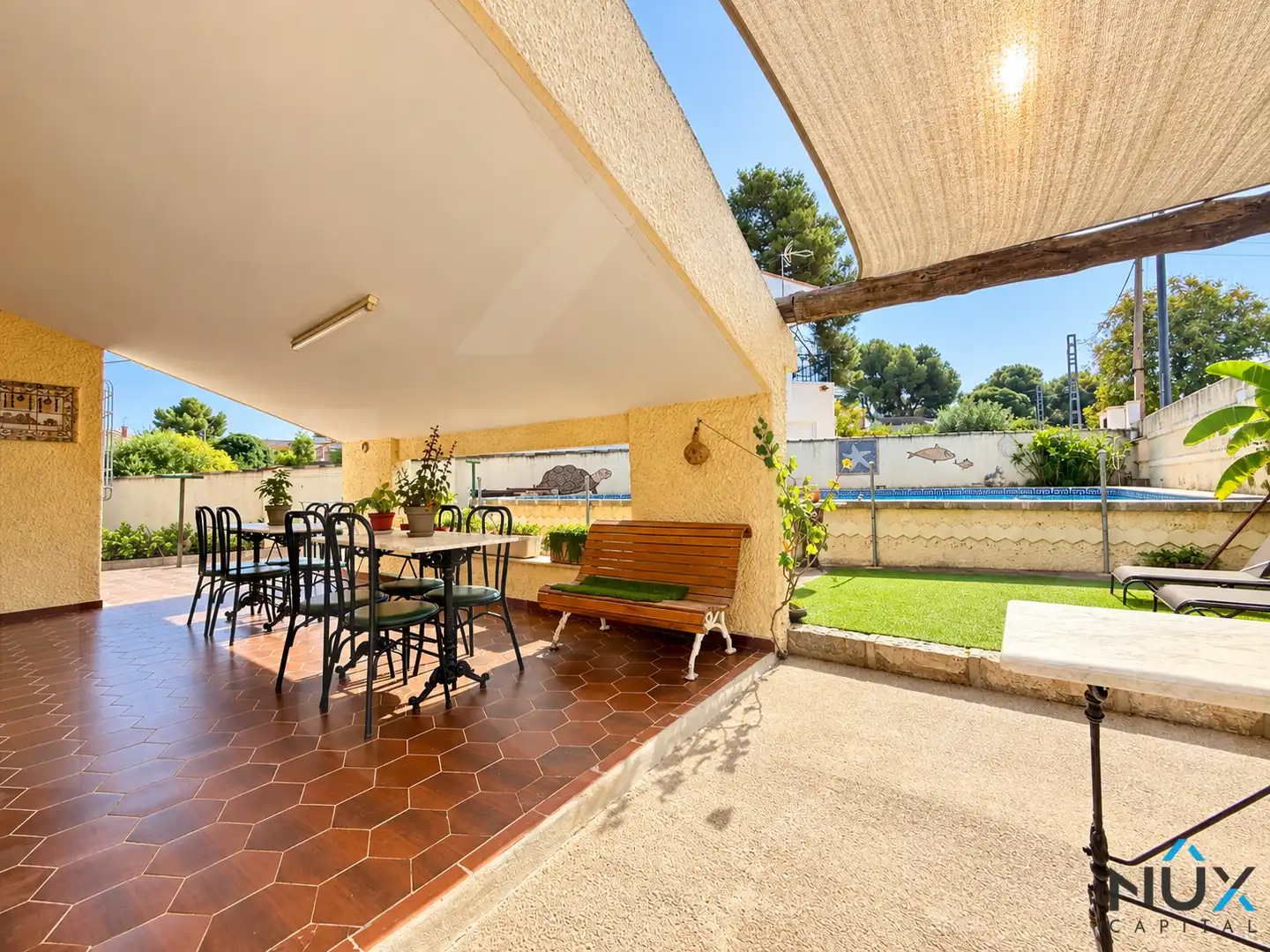 Terrassa de Casa o xalet en venda en Paterna amb Aire condicionat, Calefacció i Jardí privat