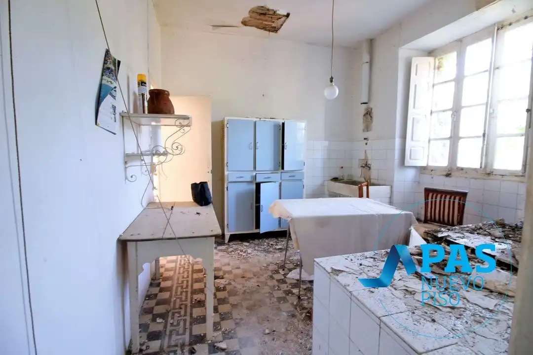Cocina de Casa o chalet en venta en Santiurde de Reinosa con Jardín privado
