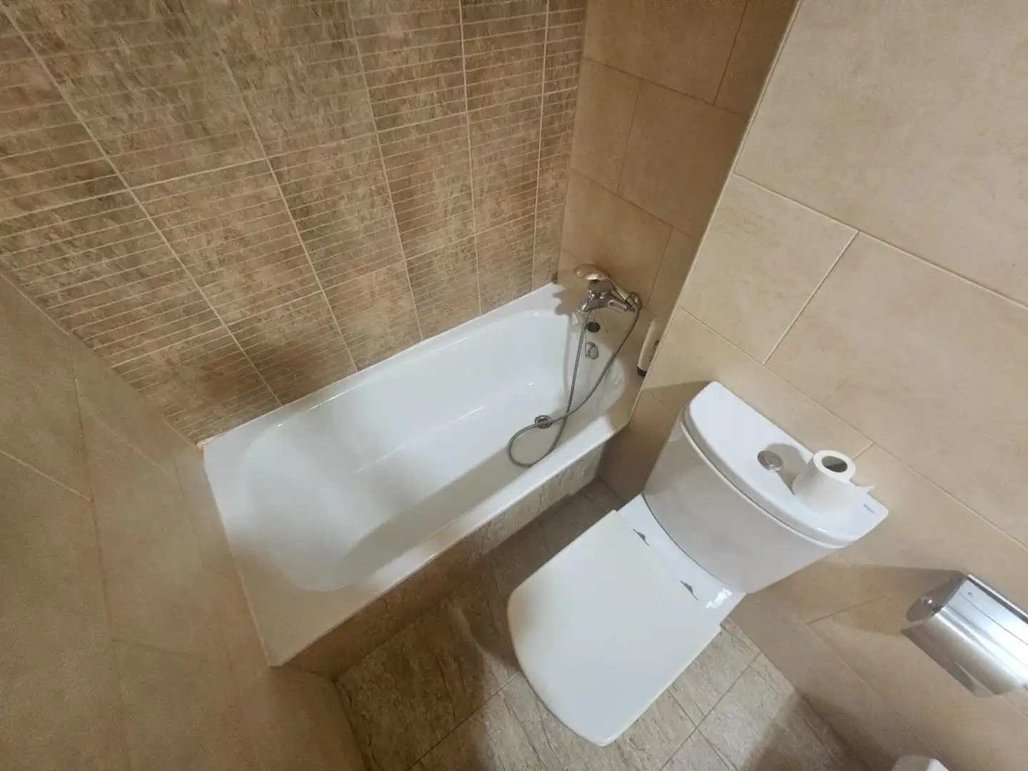 Bany de Àtic en venda en Alcarràs amb Aire condicionat, Calefacció i Jardí privat
