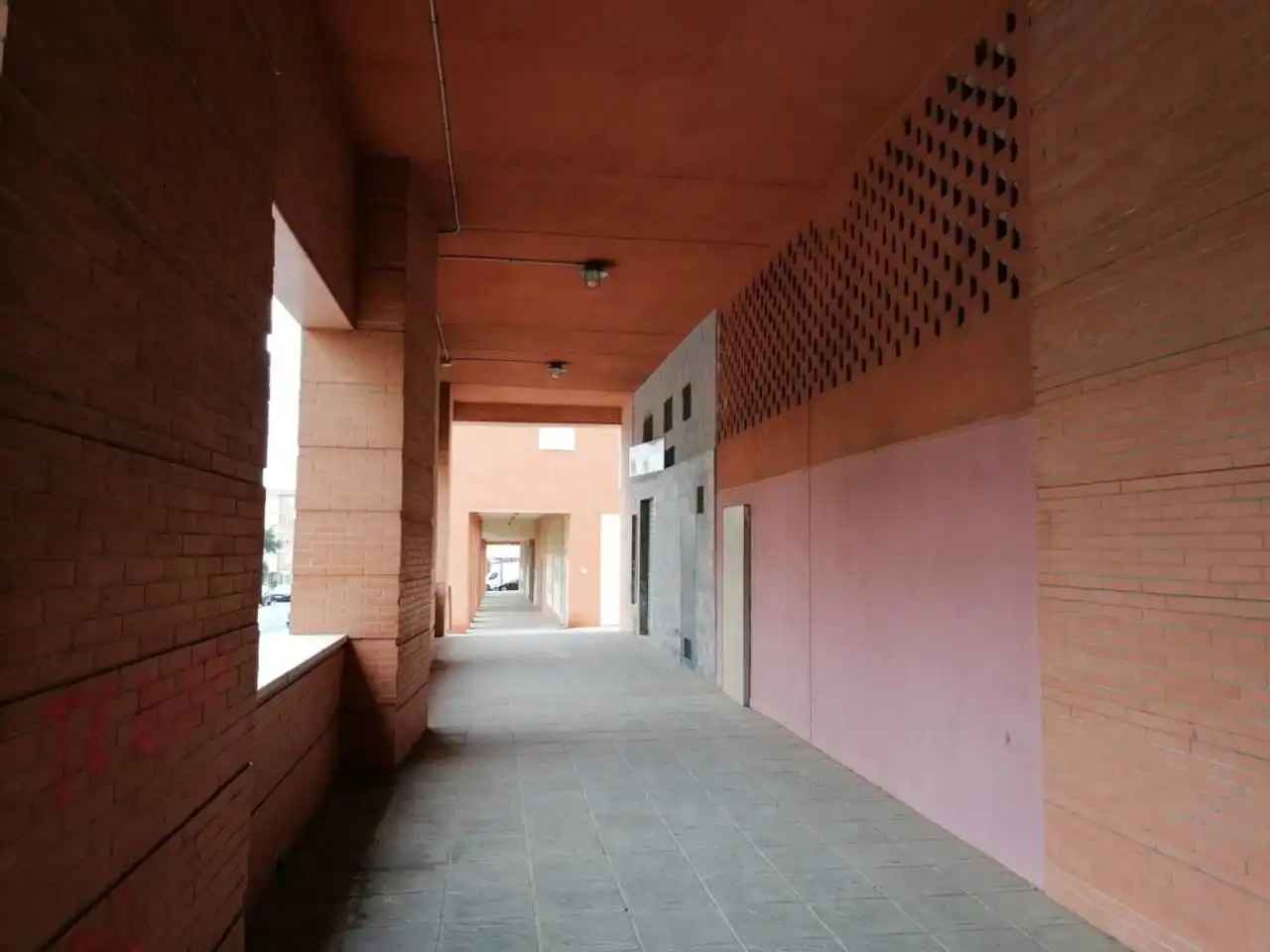 Local comercial en alquiler en Calle Camino del Saladillo