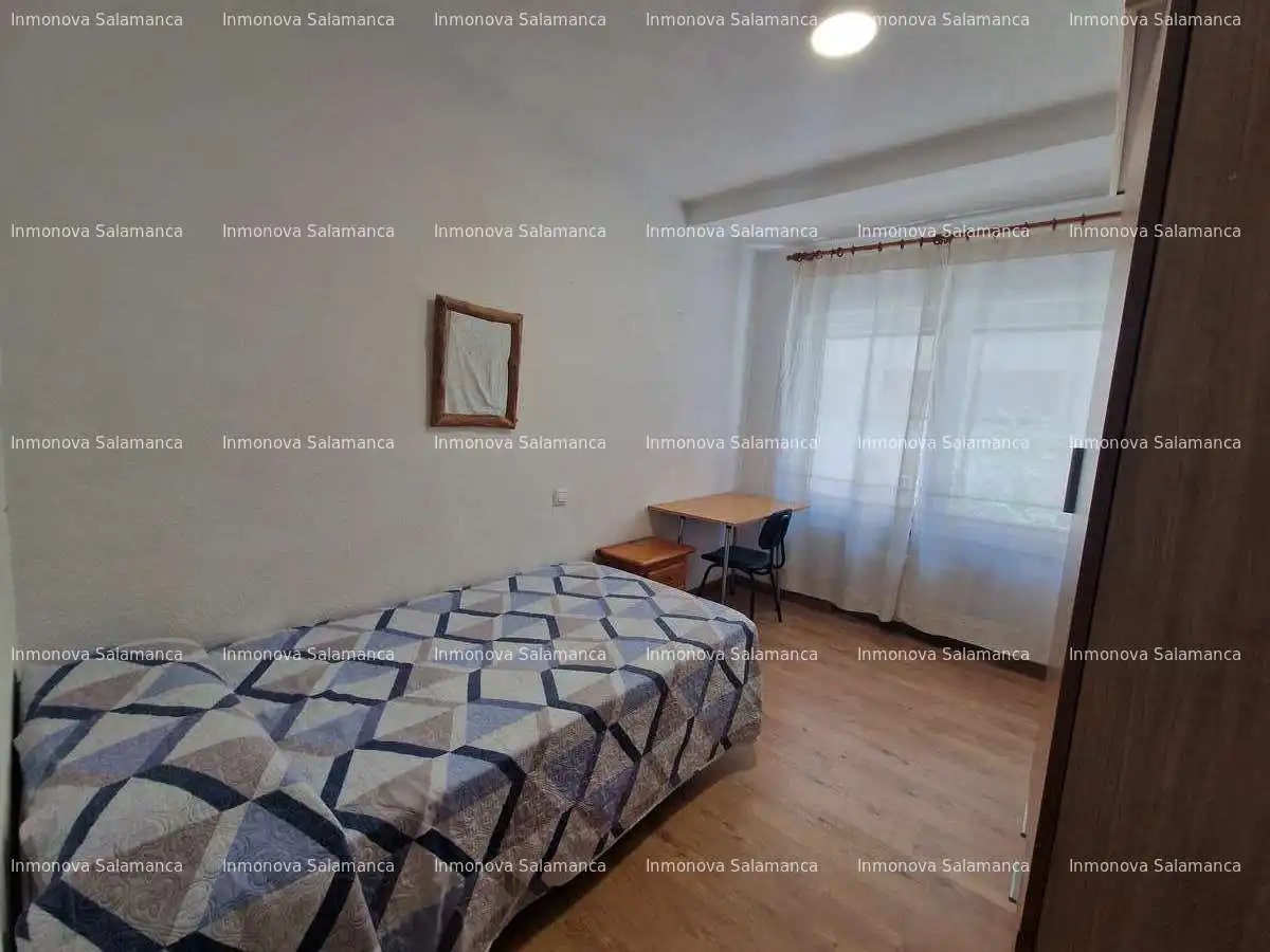 Habitación de Piso de alquiler en Salamanca con Calefacción, Amueblado y Horno