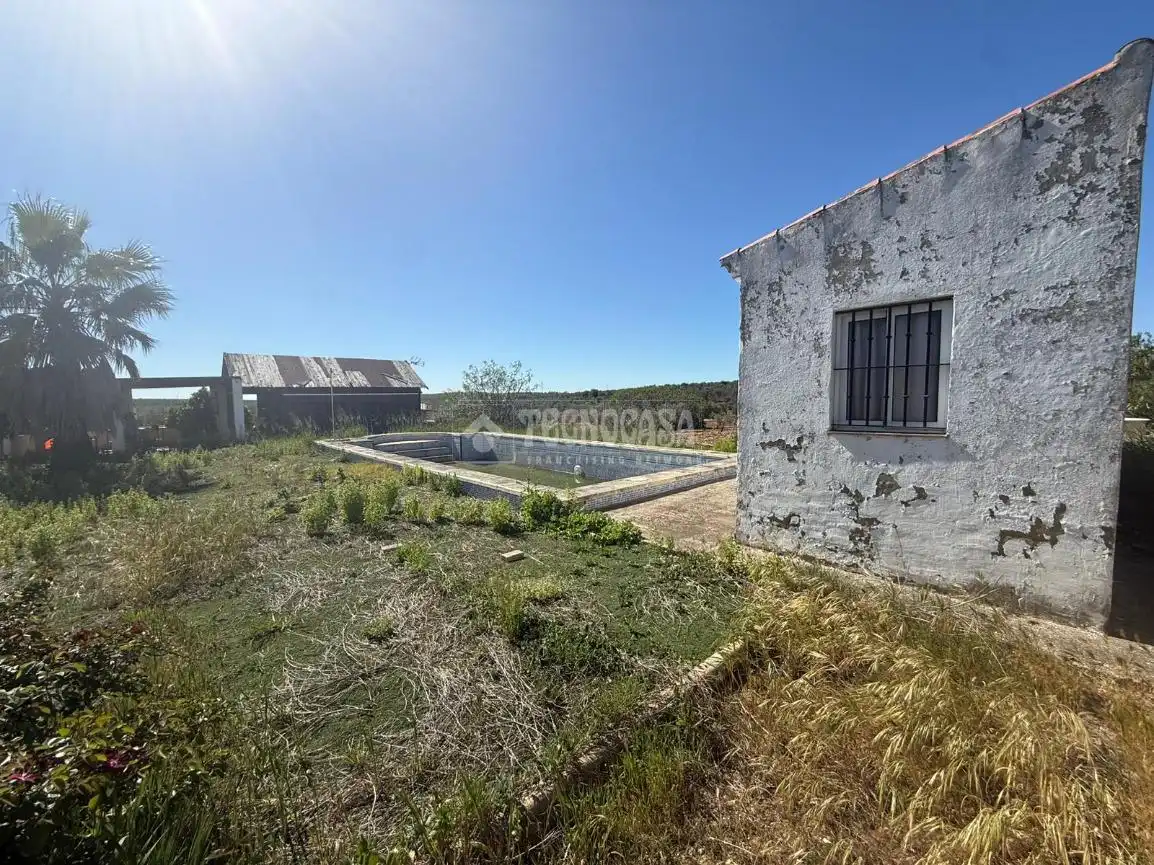 Finca rústica en venta en Arahal con Aire acondicionado y Piscina