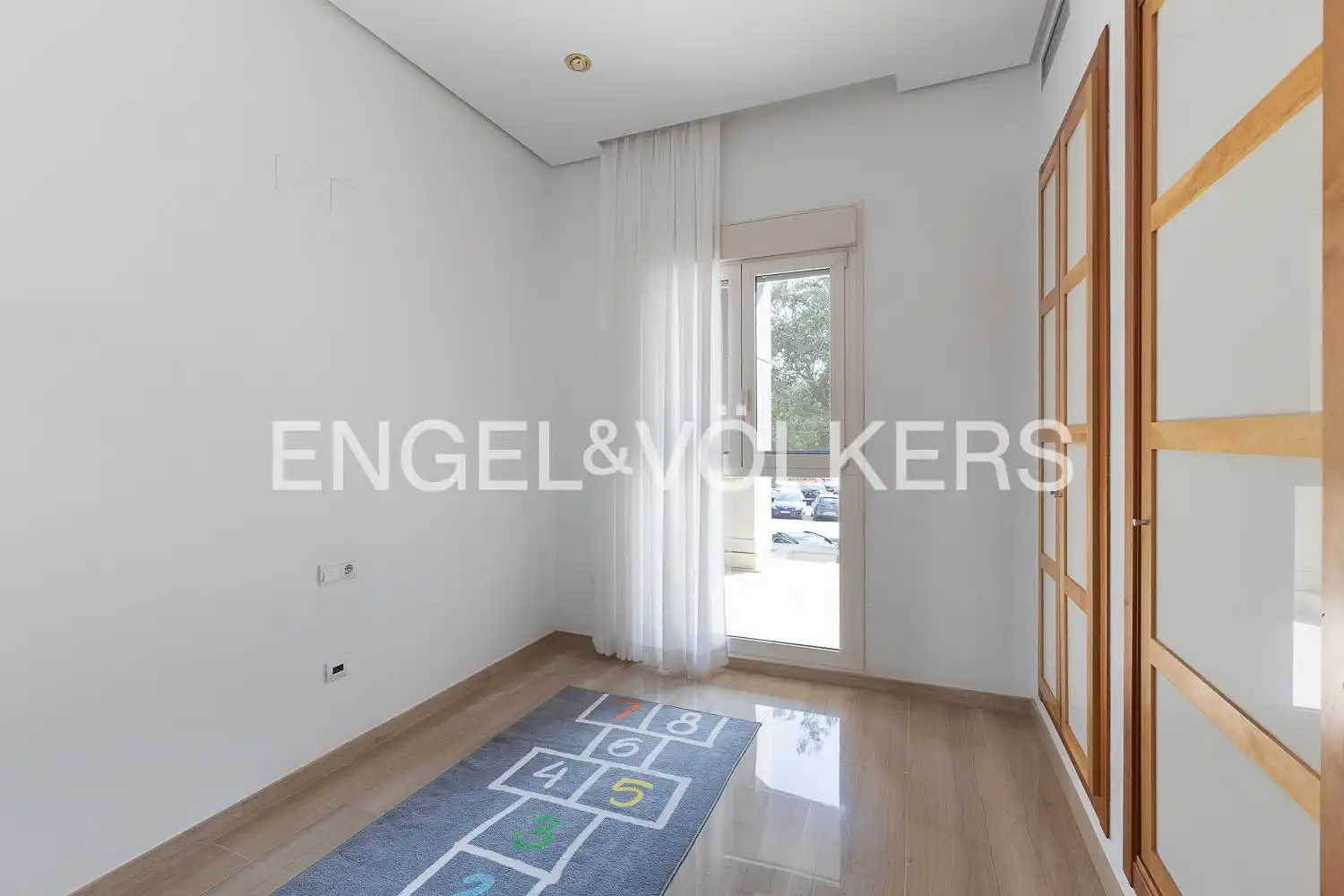Dúplex en venta en Valencia con Aire acondicionado, Calefacción y Jardín privado