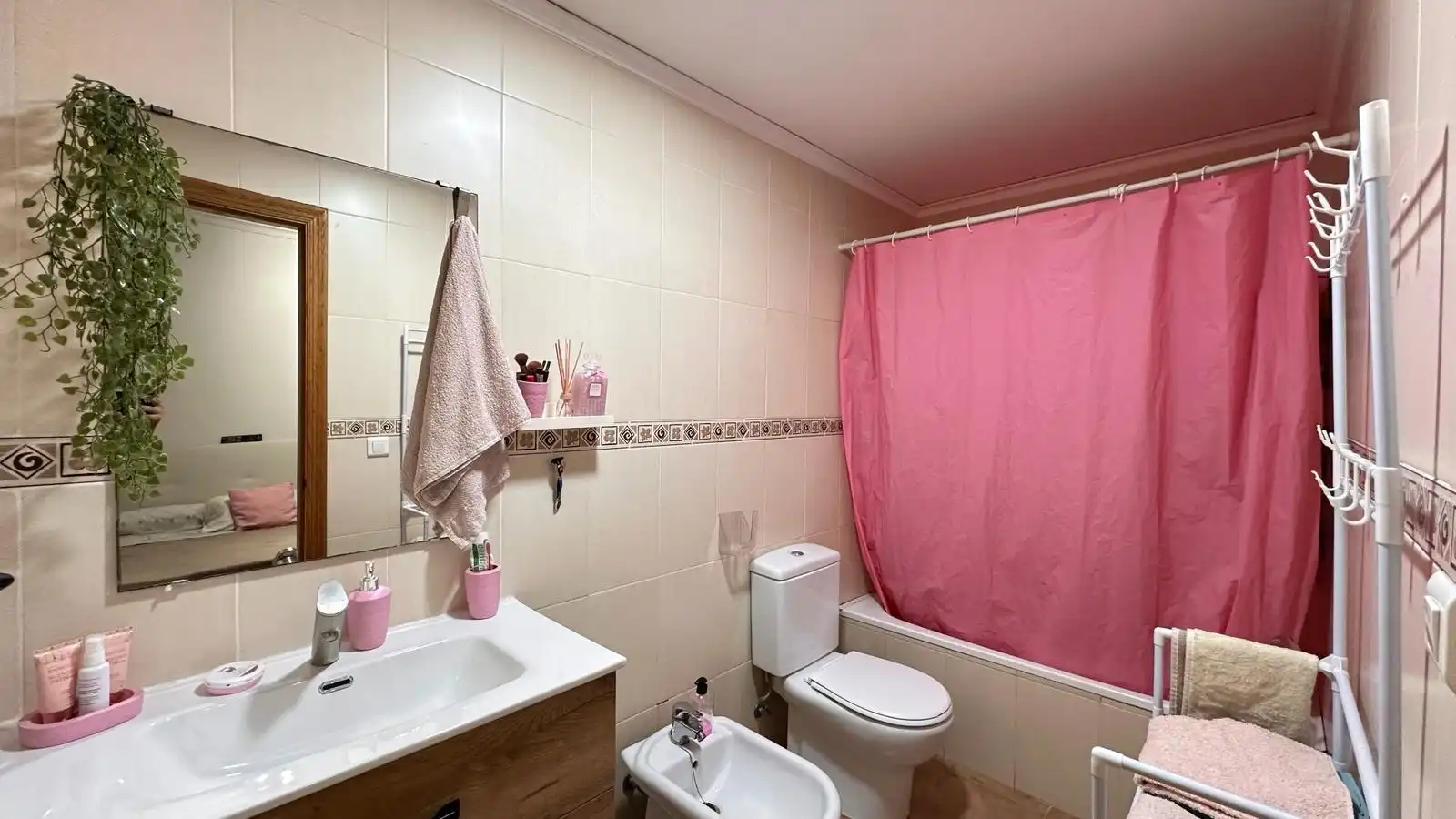 Badezimmer von Wohnung zum Verkauf in Carlet mit Klimaanlage und Heizung