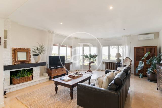 Casa-chalet en Venta en Av. Pere Planas en La Floresta