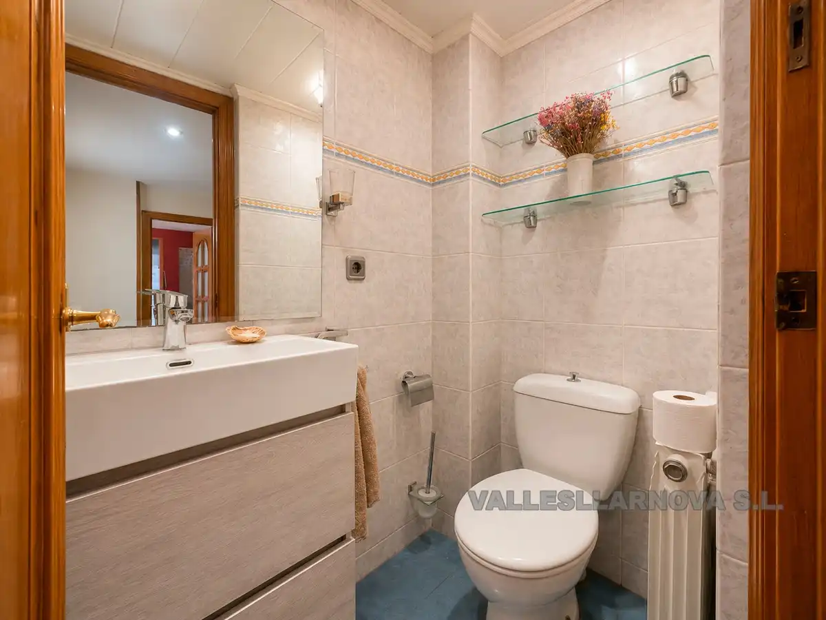 Baño de Piso en venta en Mollet del Vallès con Calefacción y Balcón