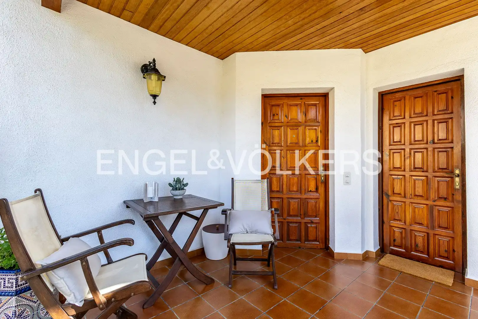 Terraza de Casa o chalet en venta en Vilanova i la Geltrú con Aire acondicionado, Calefacción y Jardín privado